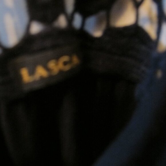 Venus Lascana cowl neck lacy racerback tank top - Picture 2 of 4